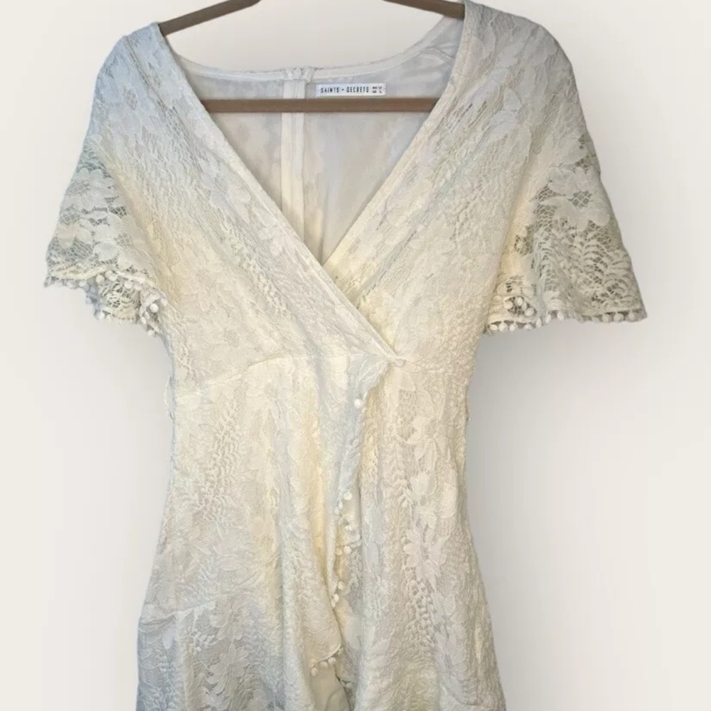 Saints And Secrets White Embellished V-Neck Flutter Sleeve Midi Dress